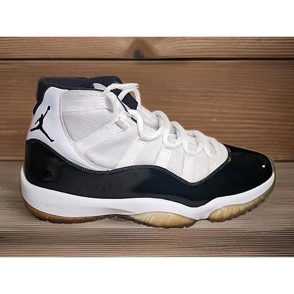 Size 10.5 - Jordan 11 Retro High Concord